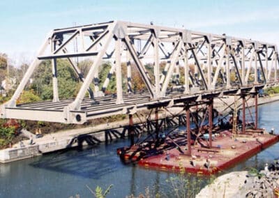 Modular Solution Overcomes Bridge Erection Challenge